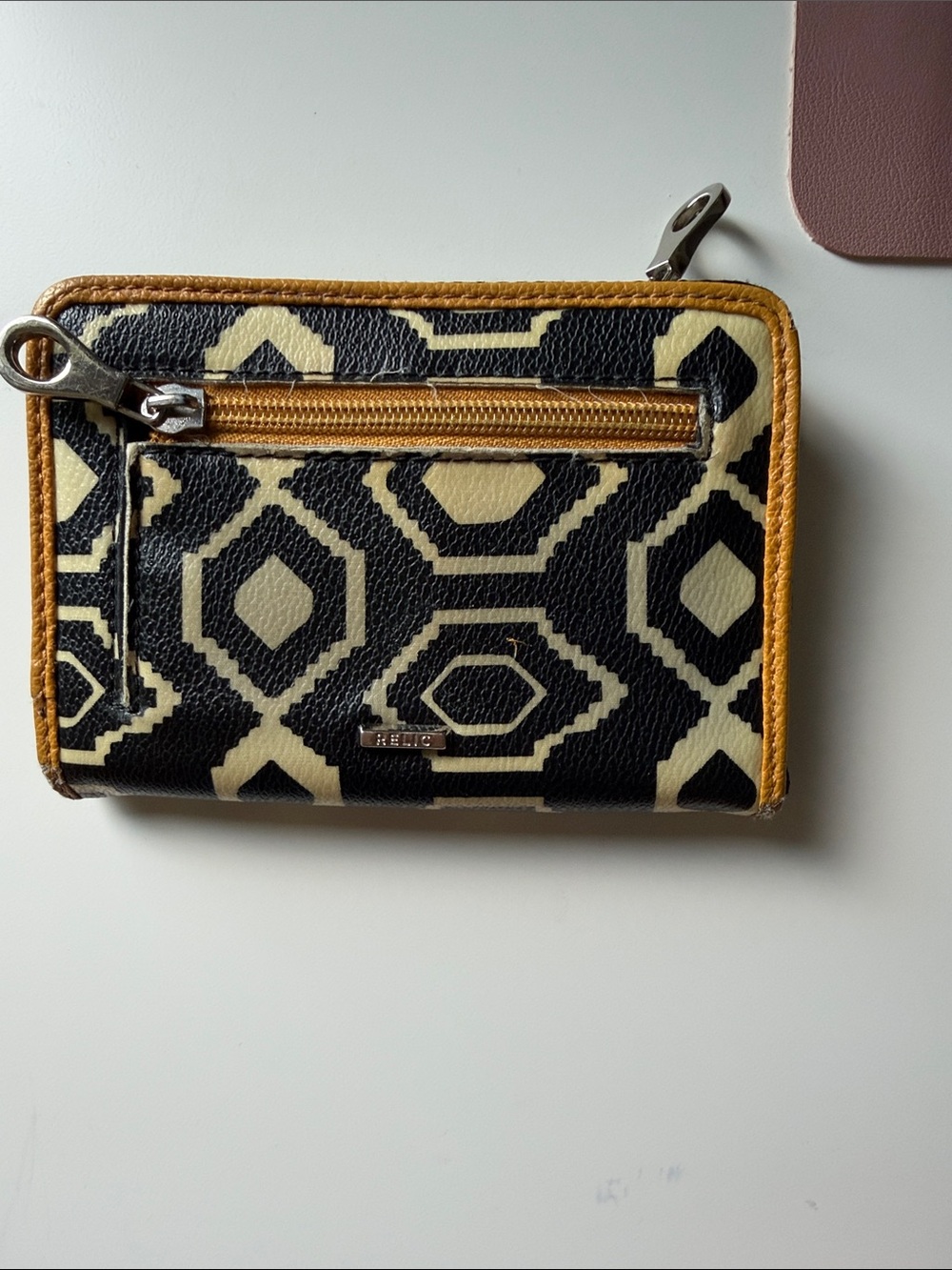 Relic Teal Elephant Wallet with Black and Cream Geometric Pattern - Picture 2 of 6
